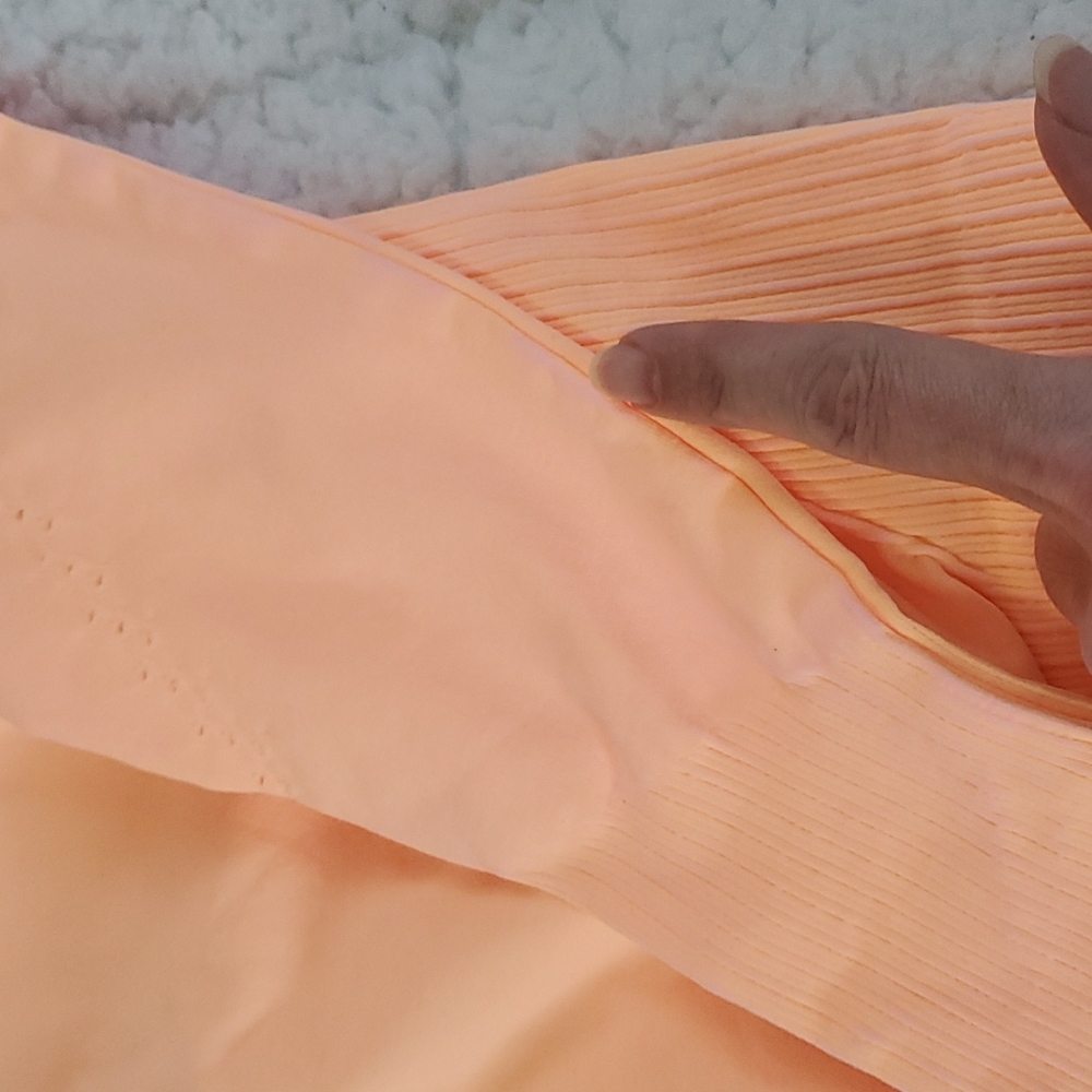 41. *view pics* Free People Good Karma Hi-Neck Layer Top Morning Sun - Picture 5 of 17